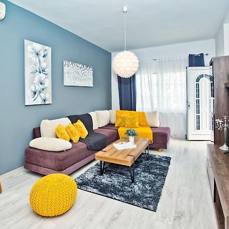 Apartman Tino With Two Sunny Terace Χβαρ Εξωτερικό φωτογραφία