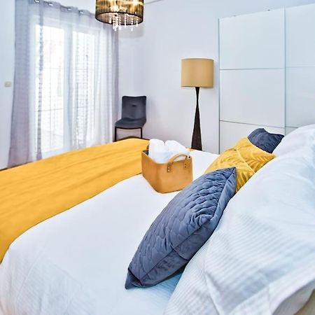 Apartman Tino With Two Sunny Terace Χβαρ Εξωτερικό φωτογραφία