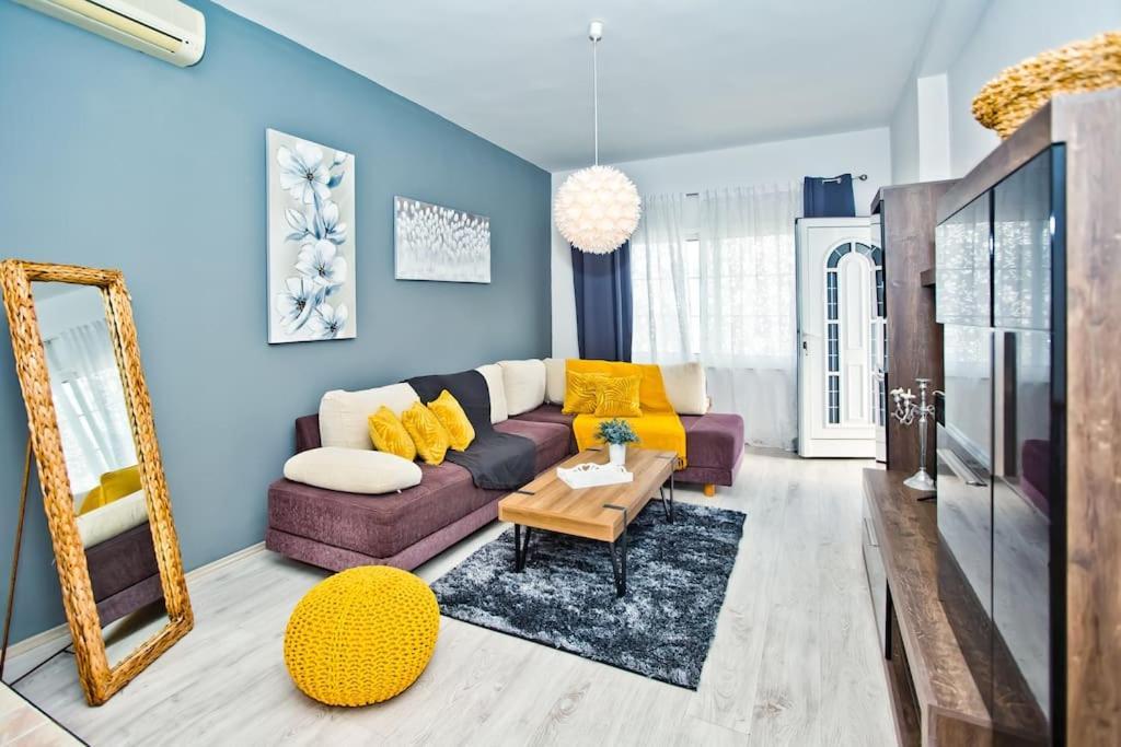 Apartman Tino With Two Sunny Terace Χβαρ Εξωτερικό φωτογραφία
