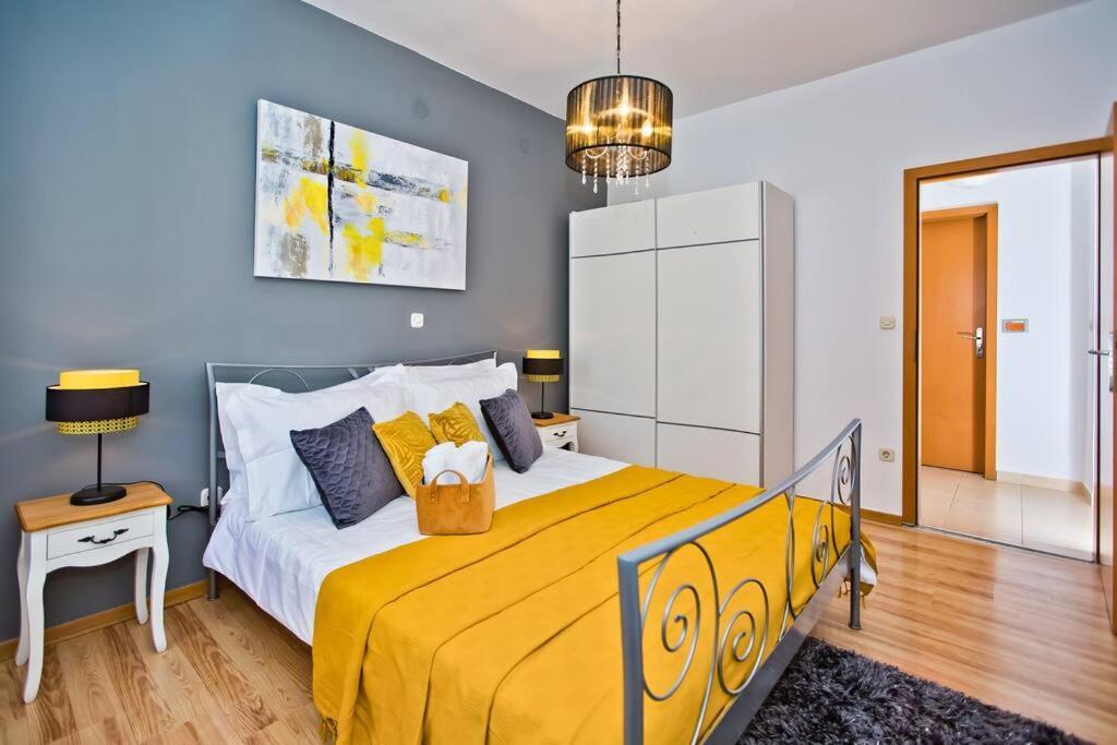 Apartman Tino With Two Sunny Terace Χβαρ Εξωτερικό φωτογραφία