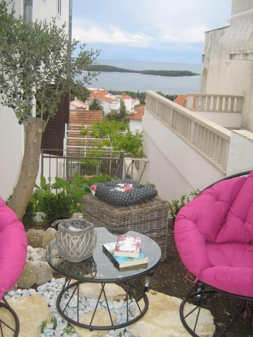 Apartman Tino With Two Sunny Terace Χβαρ Εξωτερικό φωτογραφία
